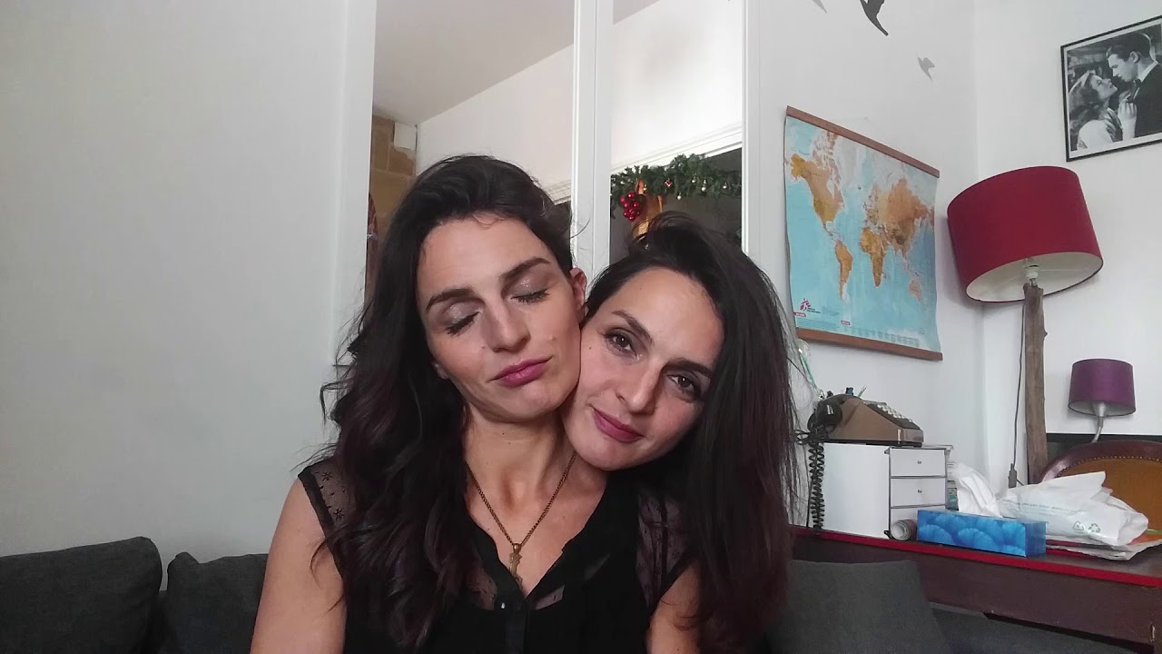 Les Soeurs Siamoises Petruchka et Anouchka - Incroyable mais Vrai !